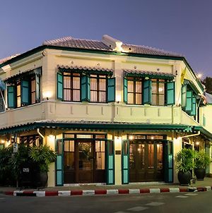 1905 Heritage Corner Bangkok Exterior photo