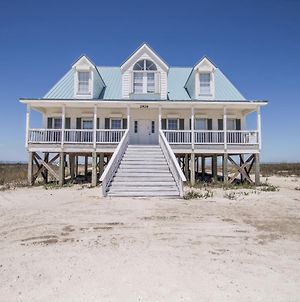 Relaxation - Large Bay Front Home Has Everything You Need For The Perfect Dauphin Island Family Holiday! Home Exterior photo