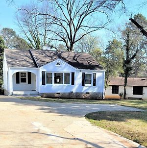 3 Bedroom Sw Atlanta Home Away From Home! Exterior photo