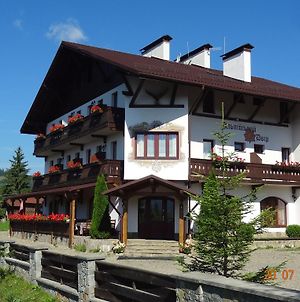 Alpenhof Pansion Hotel Slavske Exterior photo