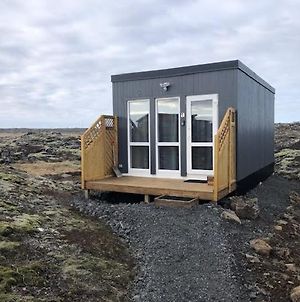 Reykjavik Outskirts - Minimalist Escape Apartment Vogar  Exterior photo