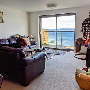 Panoramic Sea Views, Sleeps 4, Torquay Apartment Exterior photo