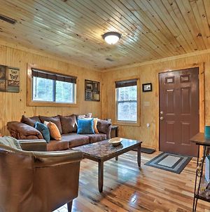 Cozy Creekside Cabin About 24 Mi To Red River! Beattyville Exterior photo