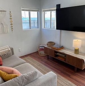 Cheerful 1 Bedroom Beach Cottage. On The Oceanside! San Diego Exterior photo