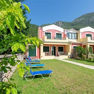 Delightful Holiday Home In Korfu With Garden And Terrace Pyrgi  Exterior photo