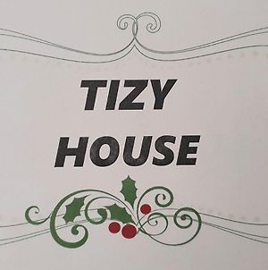 Tizy House - Appartamento Ammobiliato Imola Exterior photo