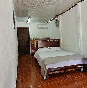 Sleep'Ngo Cabinas & Apartamentos En Siquirres Siqurres Da Alegria Exterior photo