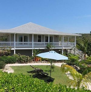 Sunset Villas By Eleuthera Vacation Rentals Governor's Harbour Exterior photo