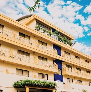 Best Western Plus Peninsula Hotel Dar es Salaam Exterior photo