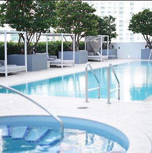Elegant & Comfy 5Star Location, Balcony, Pool, View Apartment Miami Exterior photo