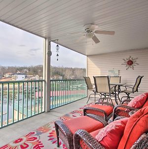 Sleek Lake Ozark Gem With Views And Pool Access! Apartment Exterior photo