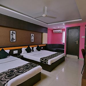 Collection O 1538 Hotel Diamond And Residences Indore Exterior photo