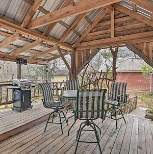 Rustic And Secluded Retreat With Deck On 2 Acres! Villa White House Exterior photo