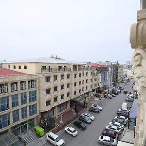 Altus Hotel - Free Massage Baku Exterior photo