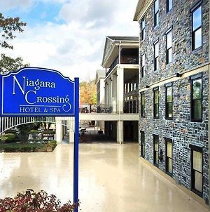 Niagara Crossing Hotel And Spa Lewiston Exterior photo