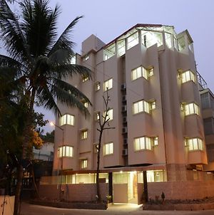 Hotel Ananya Kolkata Exterior photo