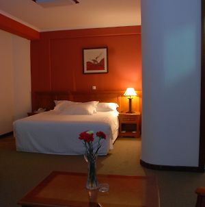 Adot Tina Hotel Addis Ababa Room photo
