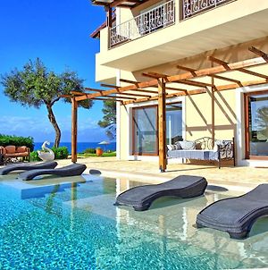 Beachfront Villa Seawave - Brand New And Seafront! Agios Spyridon  Exterior photo
