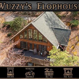 Wuzzy'S Flophouse Cabin Villa Sevierville Exterior photo