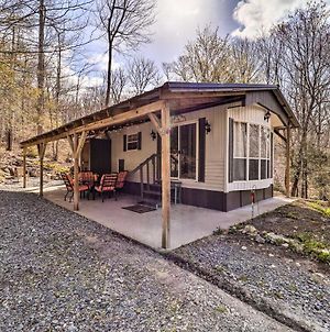 Land Harbor Cottage With Lake Beach Access! Newland Exterior photo
