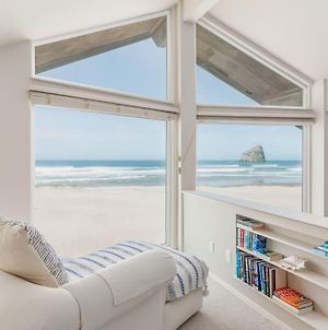 New!! Sand Dollar - Beachfront, Family Friendly Home With Highspeed Internet! Pacific City Exterior photo
