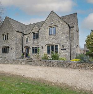Pass The Keys Green Cottage - Luxury Cotswold Home With Gym And Bar Near Badminton Chippenham  Exterior photo