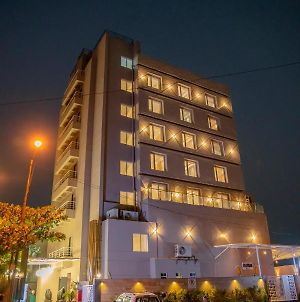 Zip By Spree Hotels Chakan Pune Exterior photo