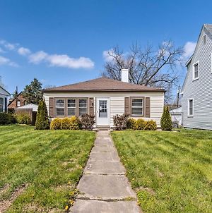 Home With Yard Walk To Ims And Speedway Main St! Indianapolis Exterior photo
