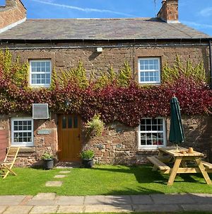 Gatesgarth Cottage @ The Pheasant Inn Brampton  Exterior photo