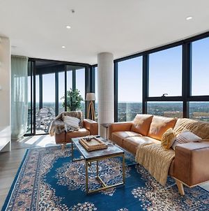 Executive 2-Bed Apartment With Panoramic Views Melbourne Exterior photo