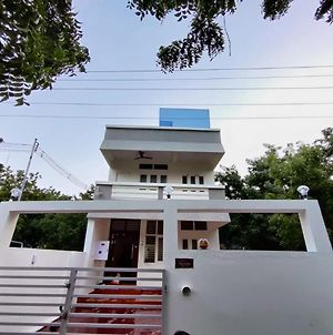 La Maison Aurele Near Auroville Beach Villa Exterior photo