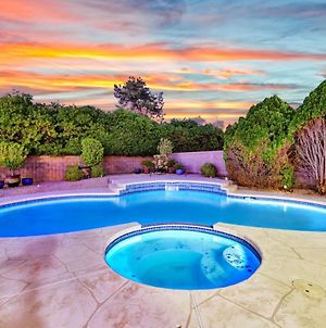 Amenities Galore Brand New Listing Beautiful Home And Neighborhood Heated Poolspa Peoria Exterior photo