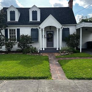 Cozy 3 Bedroom Downtown Cottage Lake Charles Exterior photo