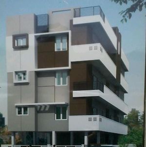 Giri Service Apartment Tirupati Exterior photo