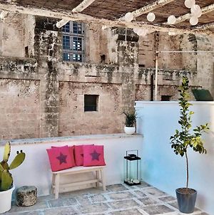 La Pergola - Your Home In The Old Town A Few Steps From The Beach Monopoli Exterior photo