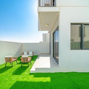 Alh Vacay - Damac Hills 2 Primrose Villa Dubai Exterior photo