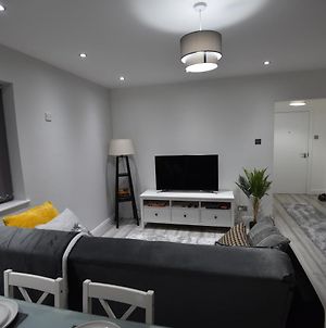 Cozy! 2-Bedroom Exclusive Apartment Near Bristol City Centre Easton Speedwell Sleeps Upto 6 Exterior photo