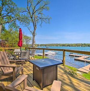 Serene Lakefront Escape Boat Dock And Grill! Villa Twin Lakes Exterior photo
