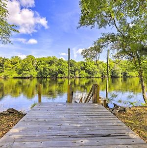 Charming Abode With Dock On The Suwannee River Bell Exterior photo
