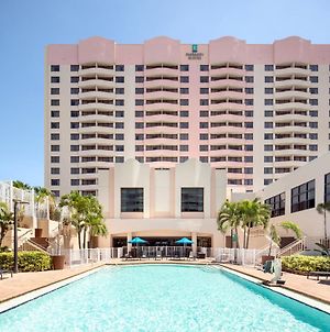 Embassy Suites By Hilton Tampa Airport Westshore Exterior photo