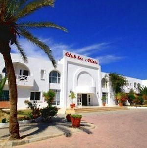 Les Alyzes Hotel Djerba Exterior photo