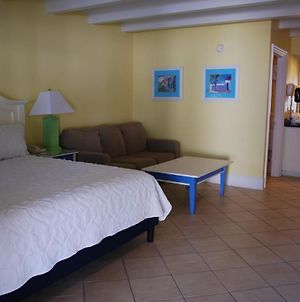 Island Inn Of Atlantic Beach - King Suite Unit 502 Exterior photo