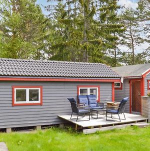 Nice Home In Stavsnas With 1 Bedrooms Djurhamn Exterior photo