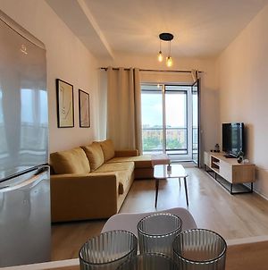 Elegant Apartment Kompleksi Magnet Tirana Exterior photo