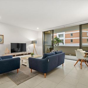Modern Apartment Just Footsteps To The Beach Terrigal Exterior photo