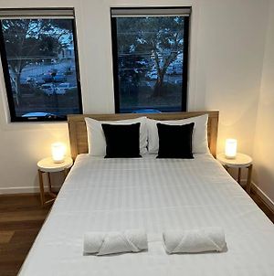 Brand New Modern 2 Bedroom Guesthouse At Airport! Melbourne Exterior photo