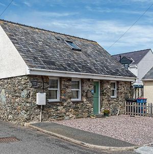 Penrhyn Cottage Cemaes Bay Exterior photo