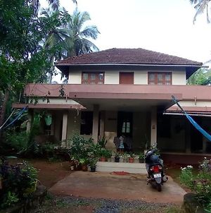 Narayanalayam Apartment Kannur Exterior photo