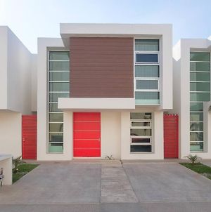 New House / Vip / 1 Block To The Beach Villa Ensenada Exterior photo