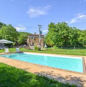Stunning Home In Citt Di Castello Pg With Outdoor Swimming Pool, Wifi And 3 Bedrooms Lugnano Exterior photo